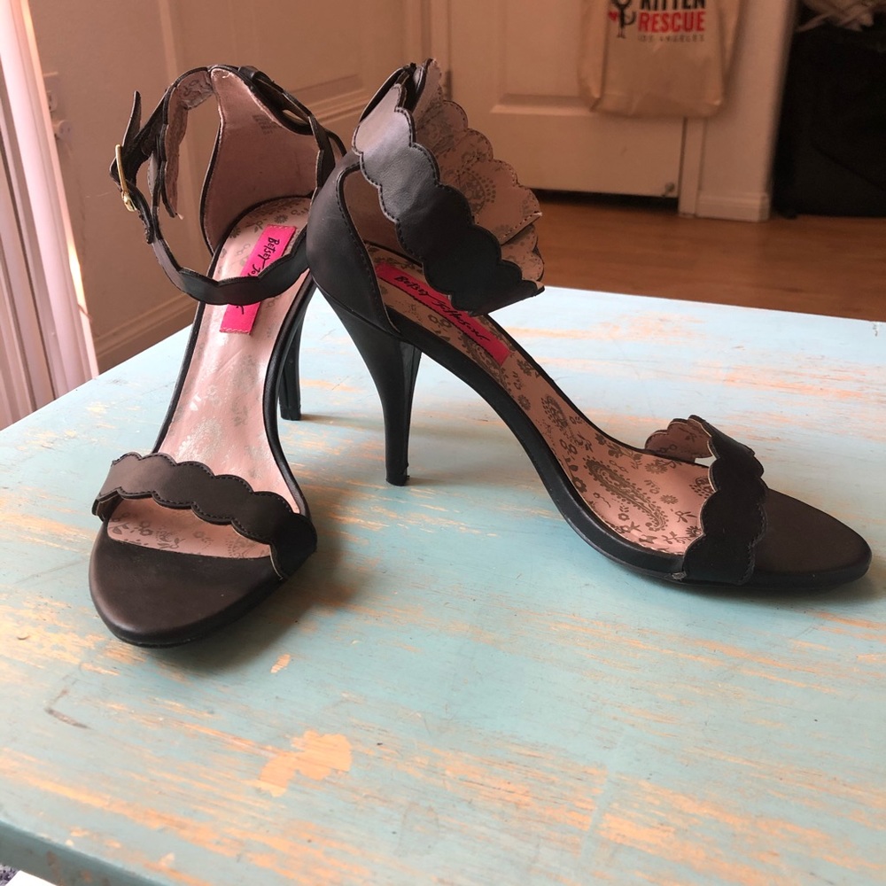Betsey Johnson Heels - Picture 2 of 6